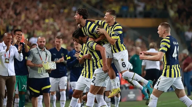 Fenerbahçe’de hakaret skandalı: 5 taraftar hakkında işlem başlatıldı-Haber-Manset